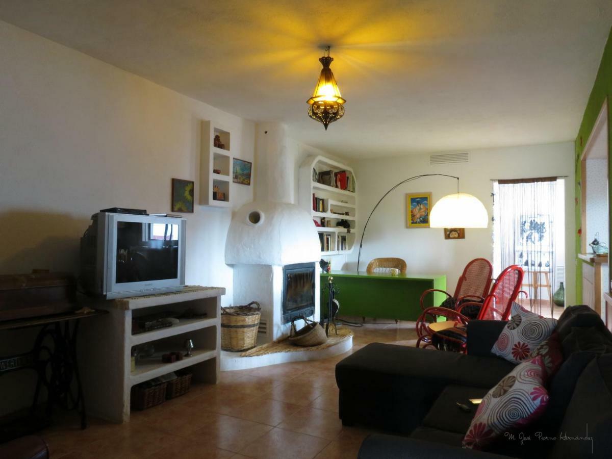 La Casa De La Lluna Ferienhaus El Poble Nou del Delta